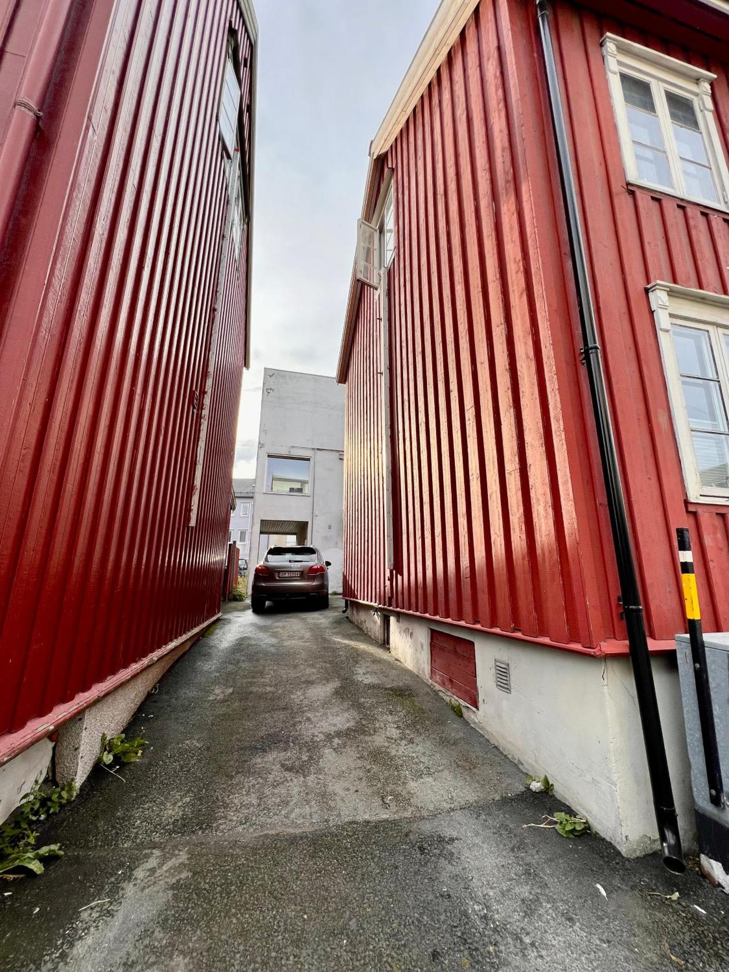 Arctic Homes - Red Polar House Tromsø Eksteriør billede